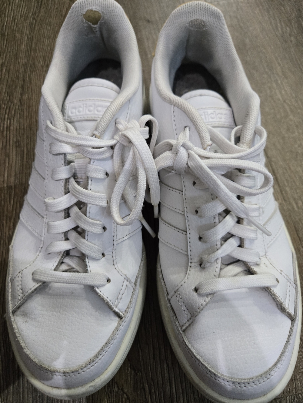 adidas Men’s White Leather Low-Top Sneakers